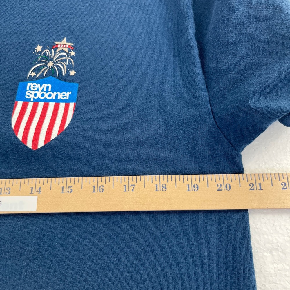 Reyn Spooner Graphic T Shirt Mens Size Large Blue Fireworks USA‎ Hawaiian - Picture 5 of 6